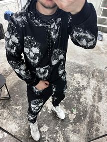 Костюм