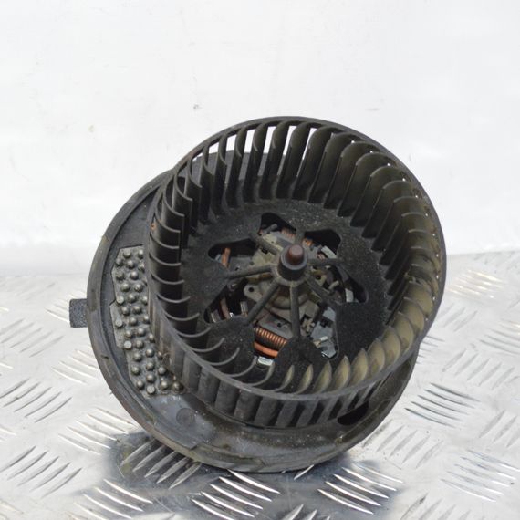 Вентилятор пічки Volkswagen Passat B6 Golf V 2003-2010 Резистор повітродувки Фольксваген Пассат Гольф 3C0907521 | Зображення 2