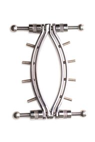 Зажим для вагины Master Series: Spread 'Em Poker Vagina Clamp with Adjustable Pressure Screws, шипы