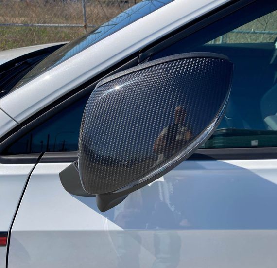 Кришки дзеркал (Карбон) для Volkswagen Golf 8 2019- рр | Зображення 2