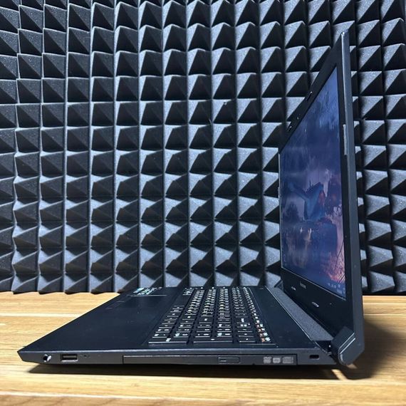 Ноутбук Б-клас Lenovo B50-45 / 15.6" (1366x768) TN / AMD E1-6010 (2 ядра по 1.35 GHz) / 8 GB DDR3 / 128 GB SSD / AMD Radeon R2 Graphics / WebCam / DVD-ROM / Win 10 б/в | Зображення 5