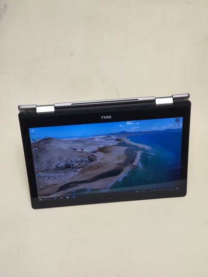 Ноутбук-трансформер Б-класс Dell Inspiron 15 7579 2-in-1 / 15.6" (1920x1080) IPS Touch / Intel Core i5-7200U (2 (4) ядра по 2.5 - 3.1 GHz) / 8 GB DDR3 / 256 GB SSD / Intel HD Graphics 620 / WebCam б/у | Зображення 3
