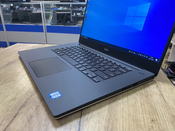 Ноутбук Dell Precision 5510 15.6  IPS core i7 6820HQ/8gb/240ssd/Quadro M1000M | Зображення 1