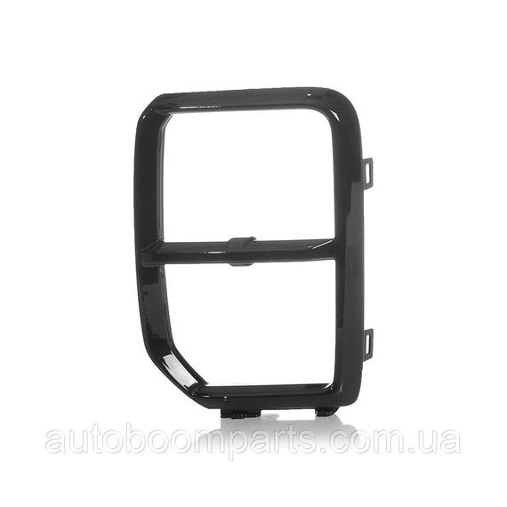 8315A087XA Накладка противотуманки правая Mitsubishi Outlander Sport/ASX 20-21