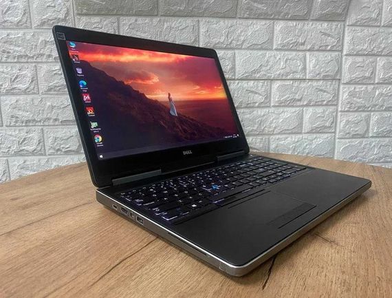 Ноутбук Dell Precision 7520 15.6" FHD Xeon E3 16Gb SSD 128Gb+HDD500 AMD VX4130  Б/В | Зображення 3