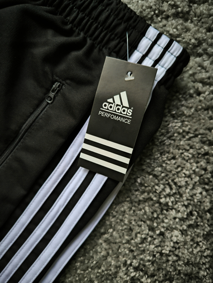 Чоловічі шорти Adidas чорні | Зображення 1