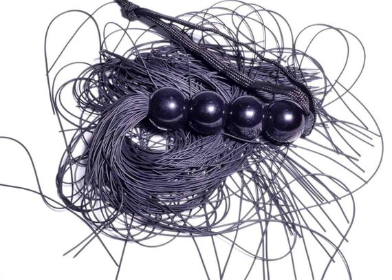 Батіг Silicone Whip Black 14 - Fetish Boss Series sexstyle | Зображення 4