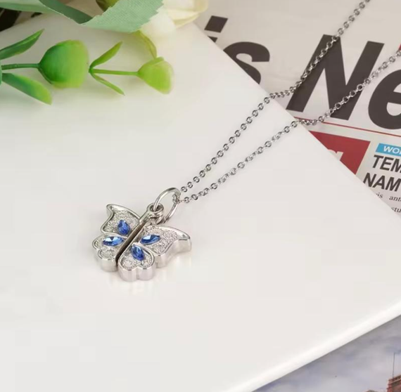 Підвіска з метеликом з сердечком love з камінцями, кулон, кольє, підвіска сердечко, підвіска метелик, підвіска з камінчиками | Зображення 2