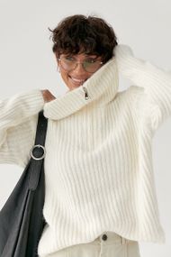 Тепла кофта в рубчик із блискавкою на комірі - молочний цвет, ONE SIZE (є розміри)