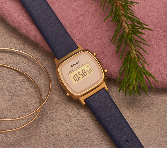 Годинники жіночі наручні кварцові оригінальні Casio Collection LA670WEFL-2EF Японія з шкіряним ремінцем | Зображення 2