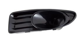 Fiat Linea 07-13 версія без протитуманок передня решітка бампера ліва сторона