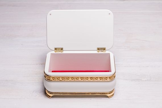 Коробочка для прикрас із позолотою «Gold & white» | Зображення 4