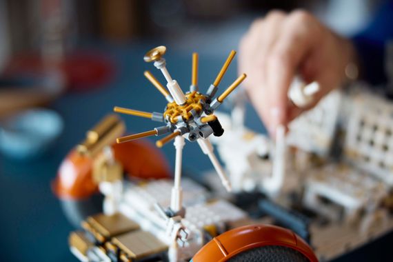 Конструктор LEGO Technic Місячний автомобіль NASA Apollo (42182) | Зображення 2
