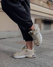 Кросівки Astir Originals Gold , текстиль , В'єтнам 36 23 см