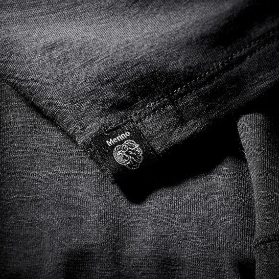 Тайтси жіночі TREK 500 для гірського трекінгу з вовни мериноса чорні - M | Зображення 2