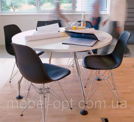 Стілець Eames DSR Chair червоний пластик, хромовані ноги, дизайн Charles & Ray Eames | Зображення 4