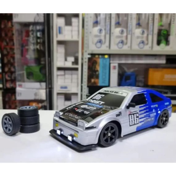 Машинка на радіоуправлінні Toyota Sprinter 4WD 1:16, біло-синя – для дрифту та перегонів | Зображення 5