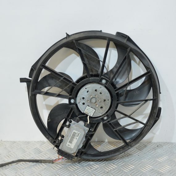 Вентилятор радіатора Mercedes W169 W245 2004-2012 Вентилятор охолодження радіатора Мерседес в169 в245 0130307010 | Зображення 1