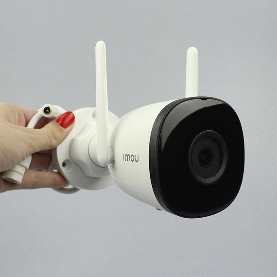 Вулична Wi-Fi IP Камера 2Мп IMOU Bullet 2C (Dahua IPC-F22P)