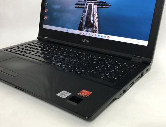 Ноутбук Fujitsu LifeBook E5510 / 15.6" (1920x1080) IPS / Intel Core i5-10210U (4 (8) ядра по 1.6 - 4.2 GHz) / 8 GB DDR4 / 256 GB SSD / Intel UHD Graphics / WebCam / Win 11 Pro б/в + Подарунок Флеш-накопичувач Kingston DataTraveler Exodia S 64 ГБ | Зображення 8