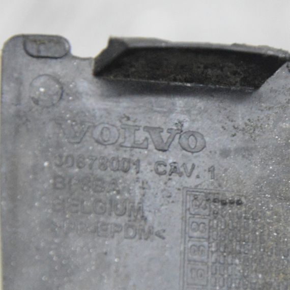 Заглушка фаркопа задня Volvo S40 V50 2004-2007 Заглушка гака заднього бампера Вольво с40 в50 30678001 | Зображення 2