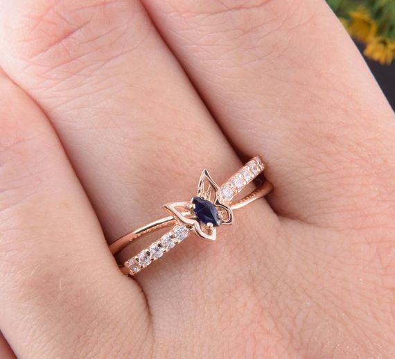 Золотое кольцо бабочка с фианитами 17.5 | Зображення 1