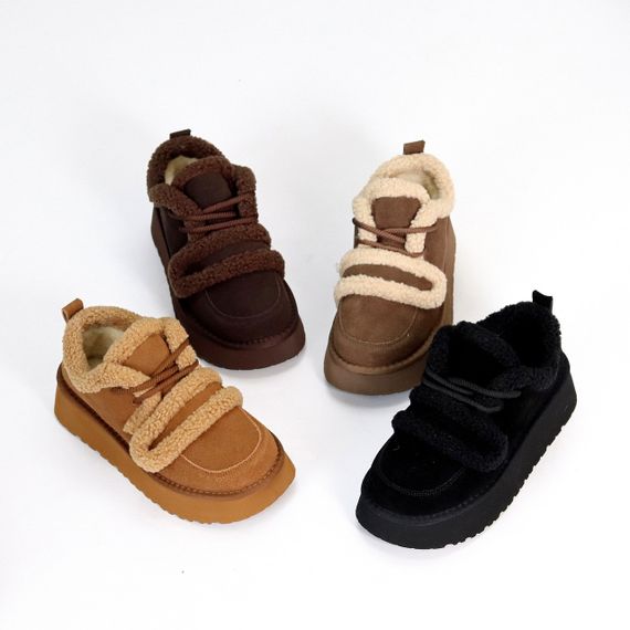 Трендовые замшевые школадные бежевые кроссовки-угги на липучке | Зображення 9