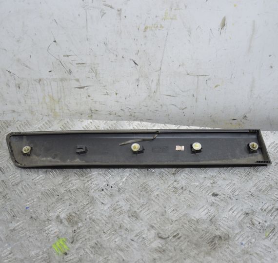 Молдинг задніх лівих дверей Fiat Fiorino 2007-2016 Накладка дверей задня ліва Фіат Фіоріно 1308820070 | Зображення 3