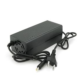 Зарядний пристрій Jinyi для акумуляторів LiFePo4 12V(14,6V),4S,5A,штекер 5.5*2.5,з індикацією,BOX