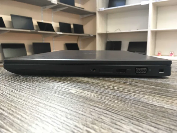 Ноутбук Dell Precision 3520|15.6 FHD,IPS/i5-7440HQ/16Gb/QuadroM620 2GB/256SSD | Зображення 3