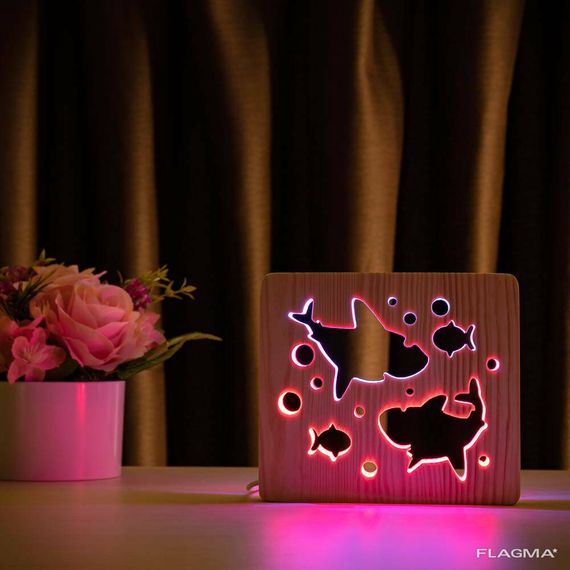 Светильник ночник ArtEco Light из дерева LED "Две акулы и рыбки" с пультом и... | Зображення 7