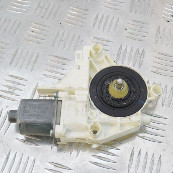 Моторчик склопідйомника передній правий Volkswagen Golf V 2003-2009 Мотор скла правих дверей Фольксваген Гольф 5 1K5837402AJ | Зображення 1