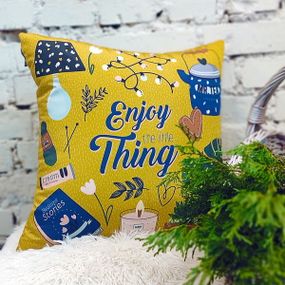 Подушка диванная с бархата Enjoy the little thing 45x45 см (45BP_21NG020)