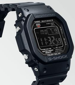 Годинник Casio GW-M5610-1BER