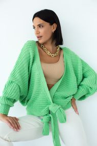 Короткая вязаная кофта с запахом и поясом QU STYLE салатовый цвет L