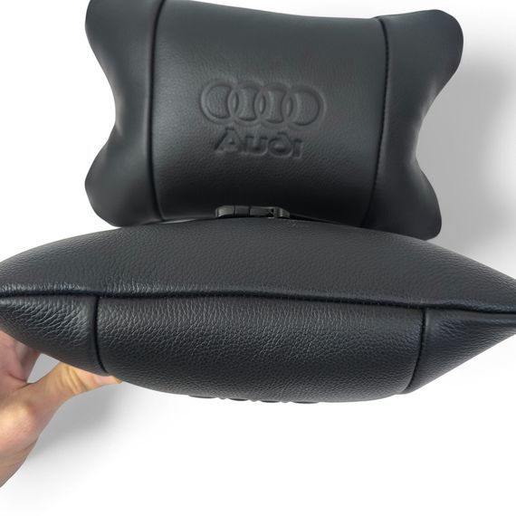 Набір шкіряних подушок Audi + брелок у подарунок, подушки на підголовник у авто | Зображення 7