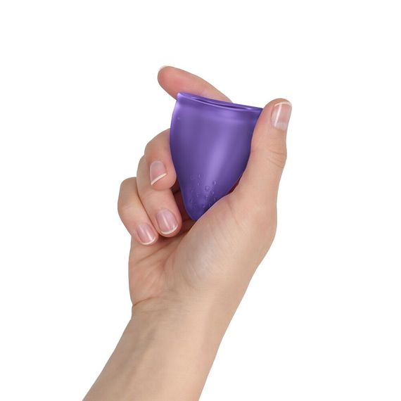 Менструальна чаша Fun Factory FUN CUP SIZE A Magenta, багаторазова, діаметр 4 см, об’єм 20 мл, Чорний | Зображення 3