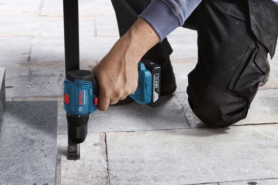 Bosch Акумуляторний дриль-шуруповерт GSR 185-LI, 2 акумулятора 2.0 Ah, ЗП GAL 18V-20, кейс (0.601.9K3.000) | Зображення 5