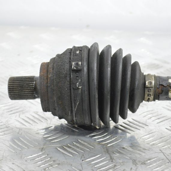 Піввісь передня ліва Volkswagen Passat B6 B7 1.6 FSI привідний вал лівий Фольксваген Пассат 3C0407271AC | Зображення 1