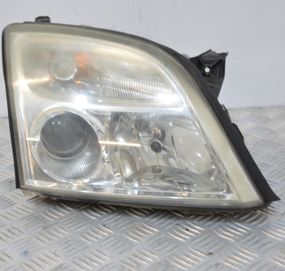 Фара права Opel Vectra C 2002-2005 дорестайл Фара передня права Опель Вектра Ц 15588800