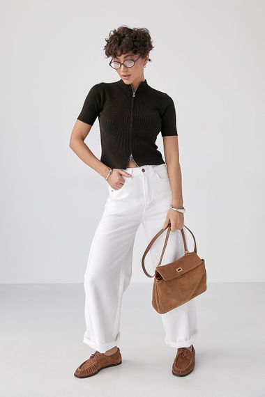 Однотонна футболка в рубчик на блискавці - темно-коричневий цвет, ONE SIZE (є розміри) | Зображення 2