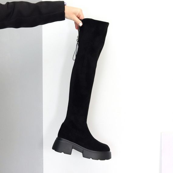 Чорні замшеві високі стрейчові чоботи на тракторній підошві | Зображення 2