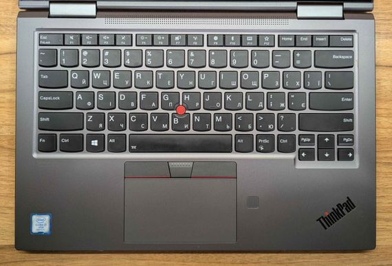 Ноутбук-трансформер Lenovo ThinkPad X1 Yoga gen4 / 14" (2560x1440) IPS Touch / Intel Core i7-8665U (4 (8) ядра по 1.9 - 4.8 GHz) / 16 GB DDR3 / 512 GB SSD / Intel UHD Graphics / WebCam / TouchID / Windows 11 б/в + Подарунок Бездротова миша / USB | Зображення 2
