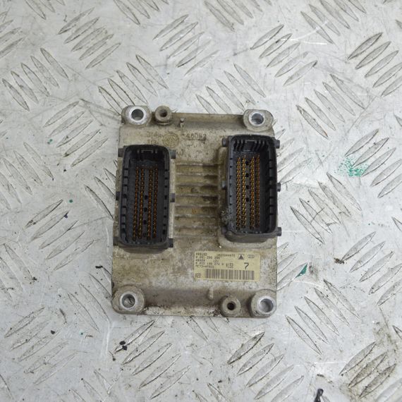 Блок керування двигуном 1.4 Fiat Idea Doblo 2003-2016 Комп'ютер мотора Фіат Ідеа Добло 0261208206