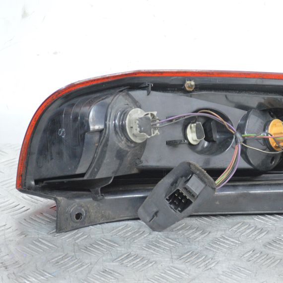 Ліхтар задній правий 3-х дверний Ford Fiesta Mk6 2002-2008 фара задня Форд Фієста 6S61-13404-B / 6S6113404B | Зображення 4