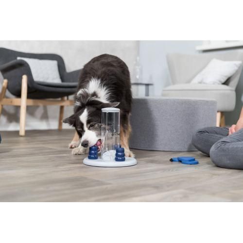 Іграшка Trixie Dog Activity Gambling Tower Башня для собак, інтерактивна розвиваюча, 25/33 см (пластик) | Зображення 5