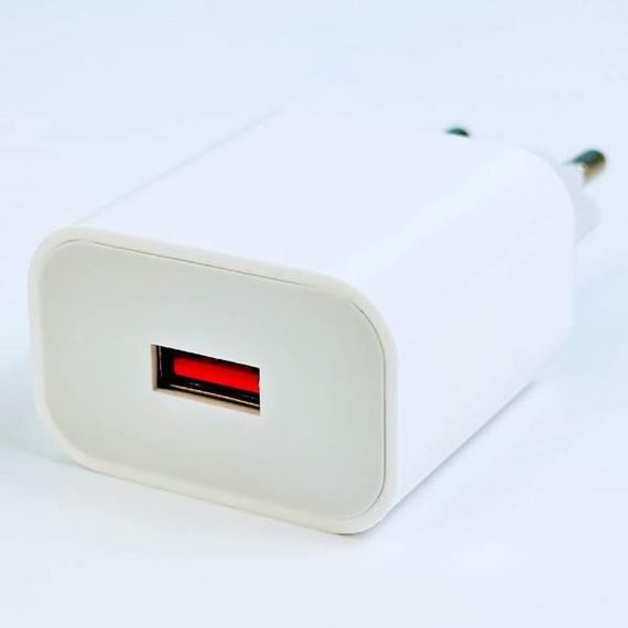 Сетевое зарядное устройство WUW T59 Type-C Белое