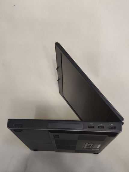 Мобільна робоча станція Dell Precision M4800 / 15.6" (1920x1080) IPS / Intel Core i7-4710MQ (4 (8) ядра по 2.5 - 3.5 GHz) / 8 GB DDR3 / 256 GB SSD / AMD FirePro M5100, 2 GB GDDR5, 128-bit / WebCam / DVD-ROM б/в | Зображення 5