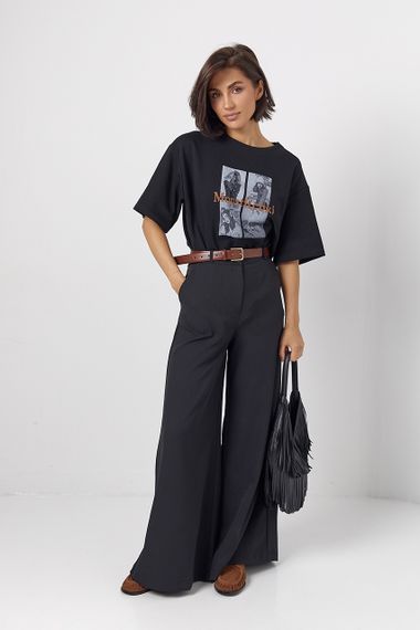 Однотонна жіноча футболка oversize з контрастним написом - чорний цвет, ONE SIZE (є розміри) | Зображення 2