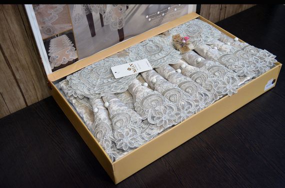 Велюрова скатертина з ранером Selin Beyza Set 160×350+12 серветок Бежева | Зображення 1